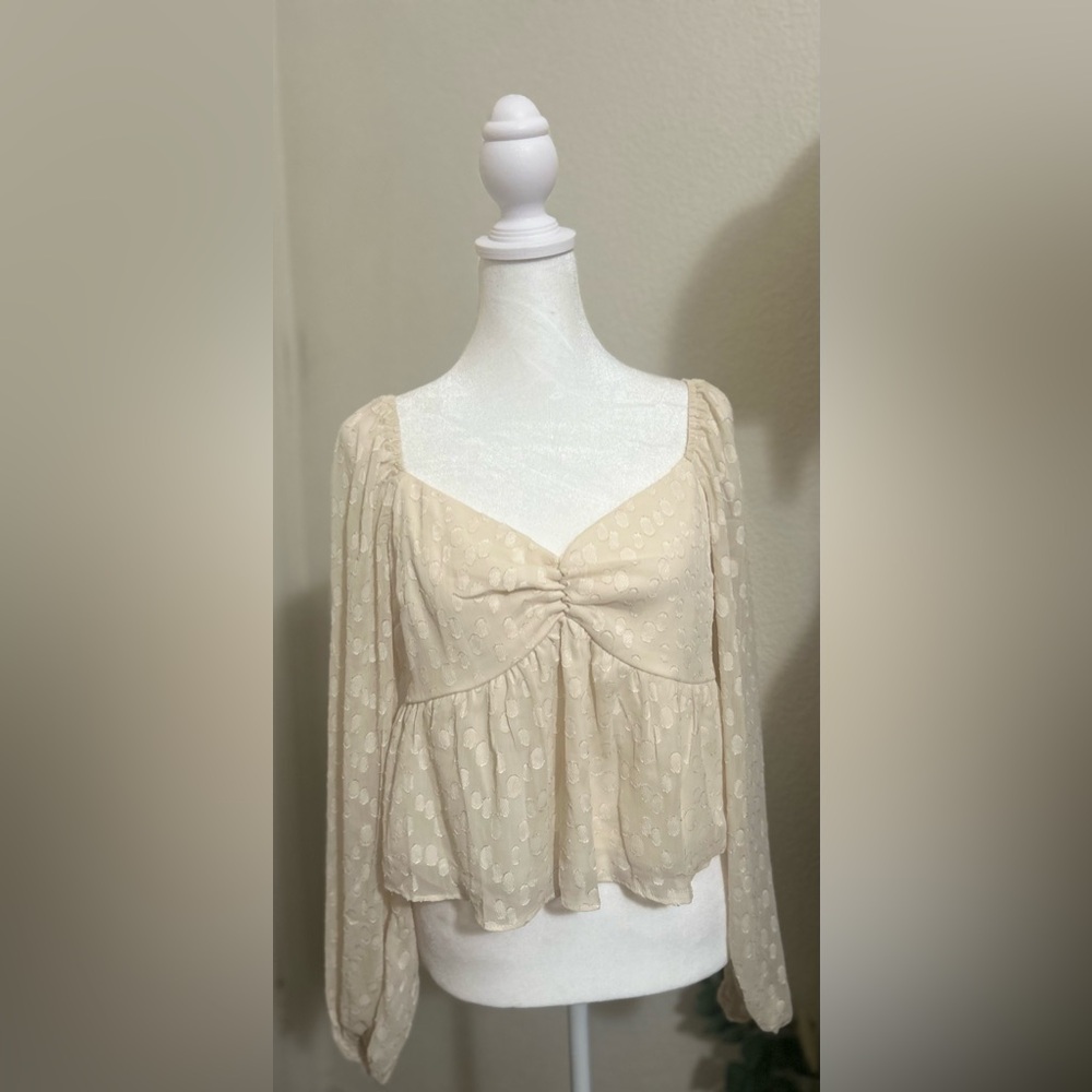 Francesca’s  Cream Women's Top